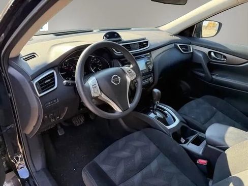 Used 2014 Nissan Rogue SV image 9