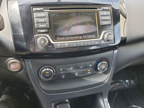 Used 2017 Nissan Sentra SR Turbo w/ SR Midnight Edition FWD image 49