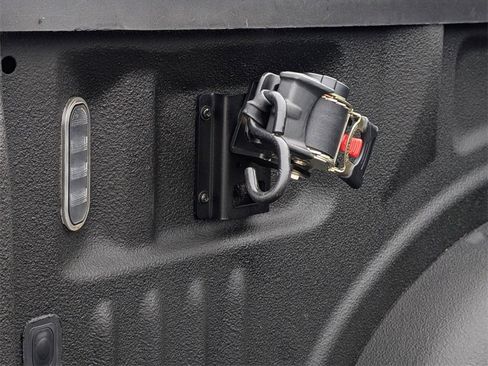 Used 2018 Ford F150 Lariat image 14