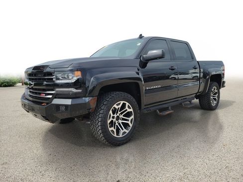 Used 2017 Chevrolet Silverado 1500 LTZ Z71 w/ LTZ Plus Package AWD/4WD image 2