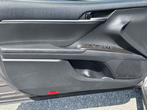 Used 2024 Toyota Camry SE FWD image 24
