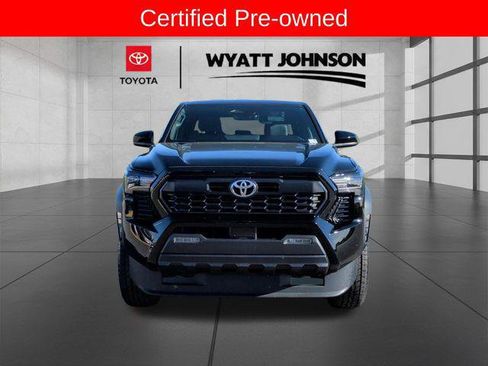Certified 2025 Toyota Tacoma TRD Off-Road AWD/4WD image 7