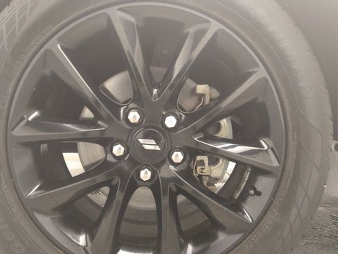 Used 2019 Dodge Durango SXT image 31