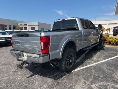 Used 2022 Ford F350 Platinum w/ Tremor Off-Road Package AWD/4WD image 5