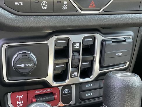 New 2025 Jeep Wrangler Unlimited Sport AWD/4WD image 36