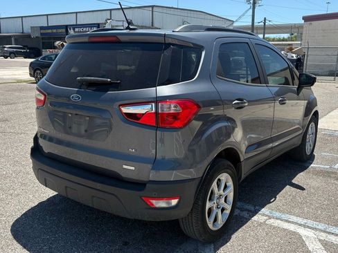 Used 2020 Ford EcoSport SE image 3
