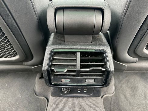 Used 2023 Audi Q3 2.0T Premium image 30