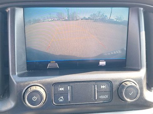 Used 2021 Chevrolet Colorado LT w/ LT Convenience Package image 24