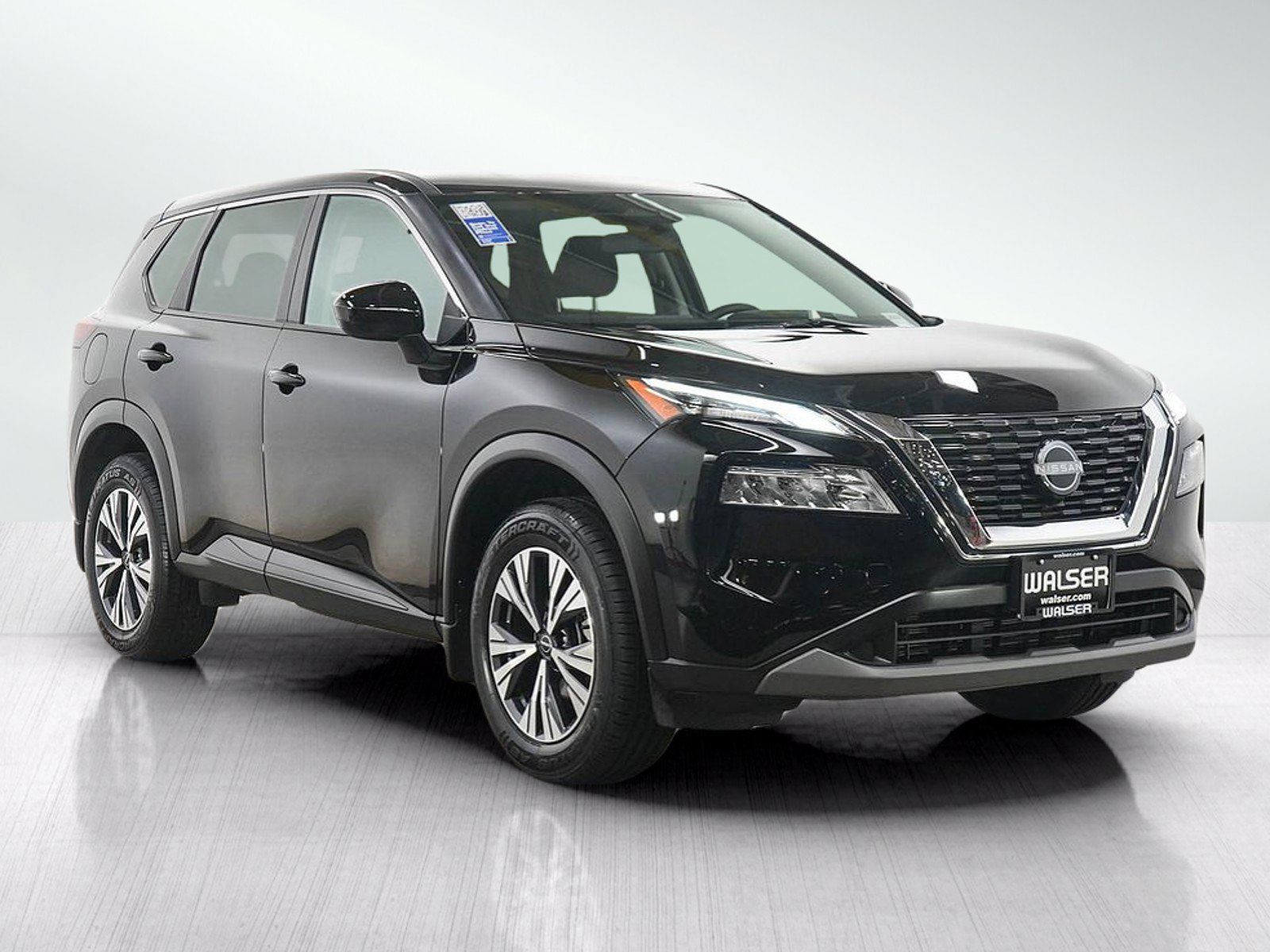 Used 2023 Nissan Rogue SV AWD/4WD image 8