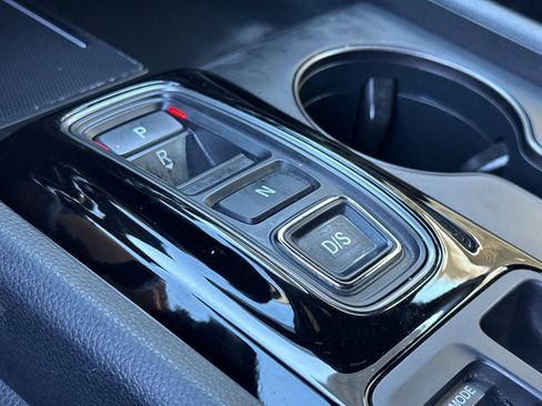 Used 2024 Honda Pilot TrailSport image 18