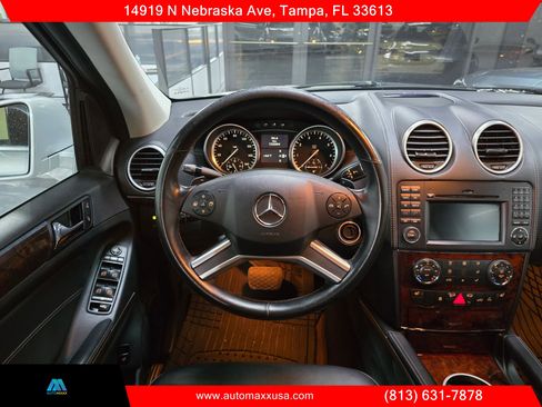 Used 2012 Mercedes-Benz GL 450 GL 450 4MATIC Sport Utility 4D image 18