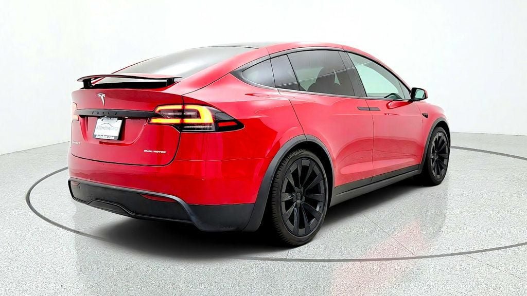 Used 2023 Tesla Model X AWD/4WD image 5