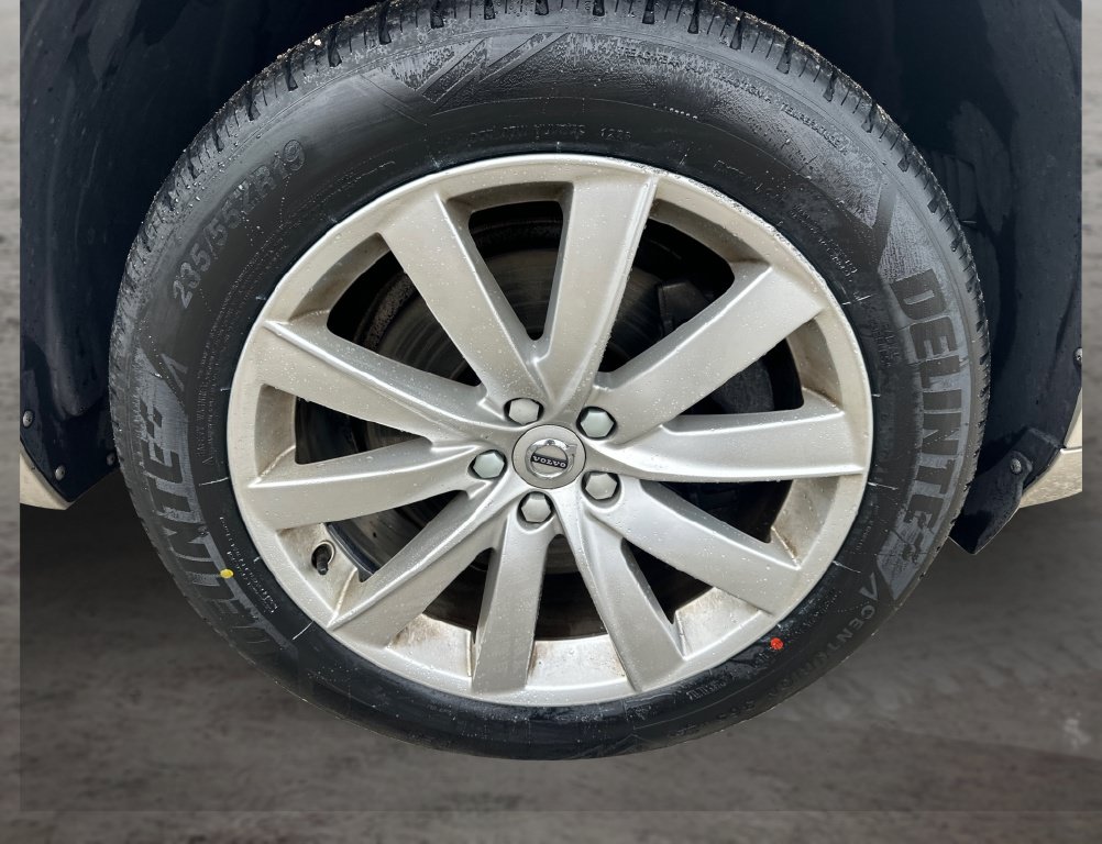 Used 2017 Volvo XC90 T6 Momentum w/ Vision Package AWD/4WD image 17