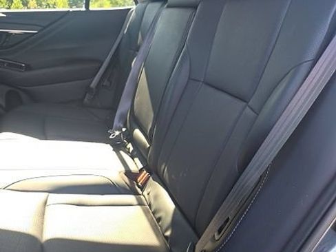 Certified 2021 Subaru Outback Limited AWD/4WD image 7