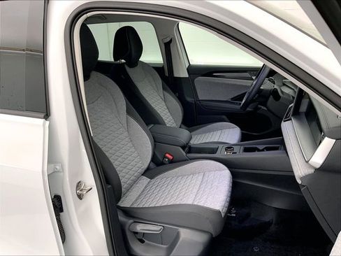 New 2026 Volkswagen Tiguan S AWD/4WD image 11