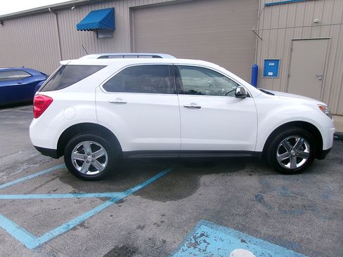 Used 2015 Chevrolet Equinox LTZ image 6