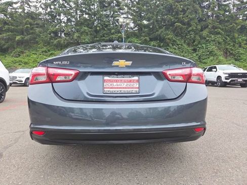 Used 2021 Chevrolet Malibu LT FWD image 23