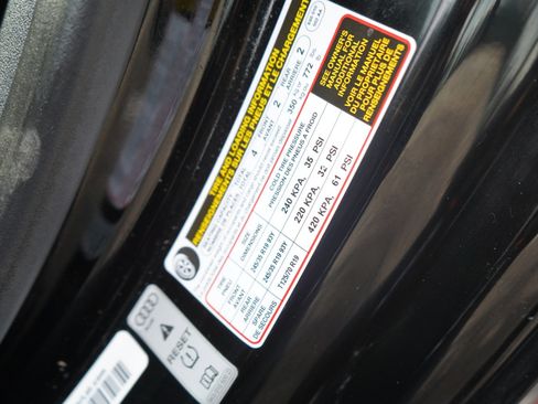 Used 2016 Audi TT 2.0T w/ Technology Package image 24