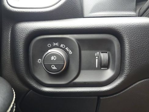 Certified 2025 RAM 2500 Big Horn AWD/4WD image 12