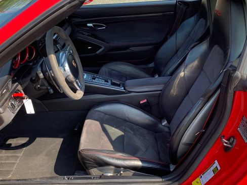 Used 2015 Porsche 911 Carrera GTS RWD image 17