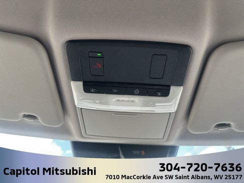 New 2025 Mitsubishi Outlander SE image 32