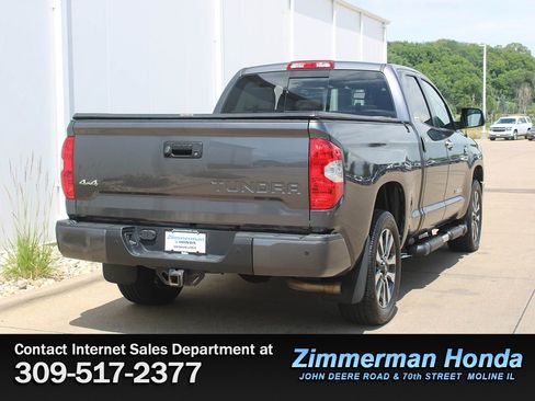 Used 2018 Toyota Tundra Limited w/ Limited Premium Package AWD/4WD image 2