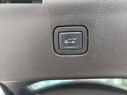 Used 2023 Buick Enclave Essence w/ Trailering Package, 5000 lbs. AWD/4WD image 11