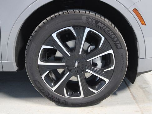 New 2026 Lincoln Nautilus Reserve image 32