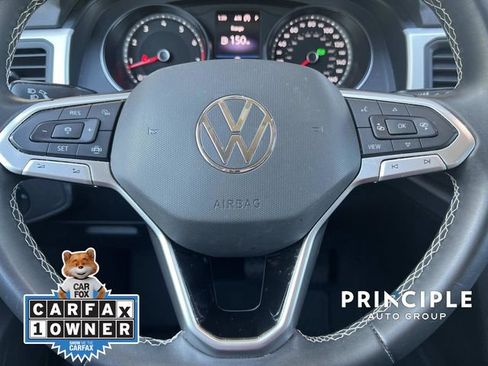 Certified 2021 Volkswagen Atlas SE image 17