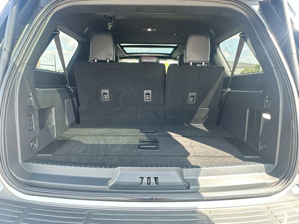 Used 2024 Ford Expedition Max Limited RWD image 16