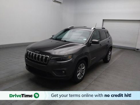 Used 2019 Jeep Cherokee Latitude Plus FWD image 1