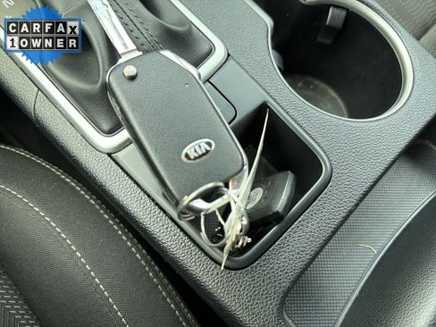 Used 2022 Kia Sportage LX FWD image 38