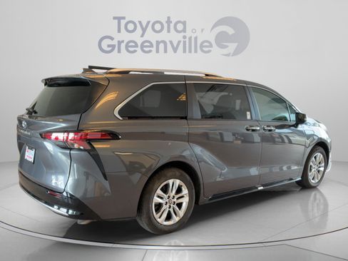 Certified 2025 Toyota Sienna Limited AWD/4WD image 6
