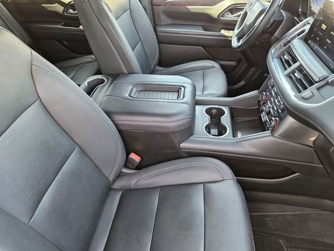 Used 2022 Chevrolet Tahoe Z71 w/ Luxury Package image 14