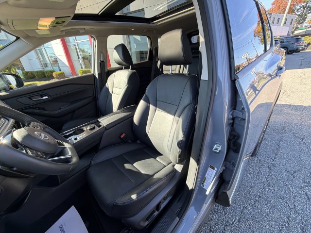 Certified 2023 Nissan Rogue SL AWD/4WD image 15