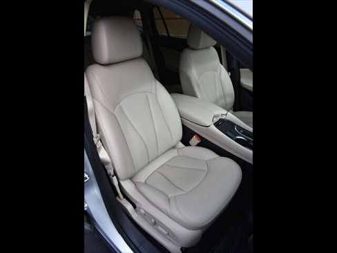 Used 2016 Buick Envision Premium image 34