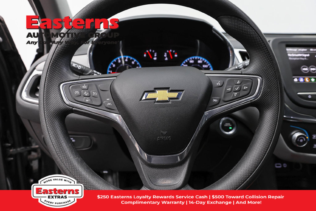 Used 2022 Chevrolet Equinox LS AWD/4WD image 11