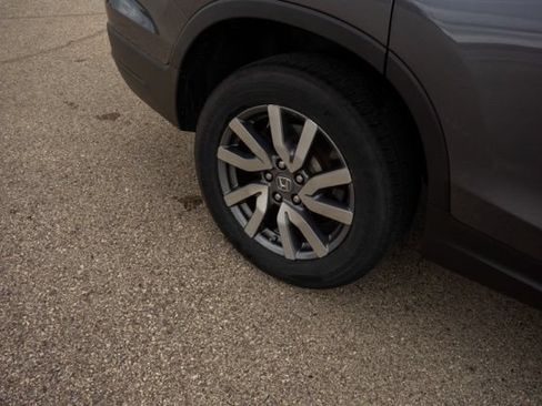 Used 2020 Honda Pilot EX image 10