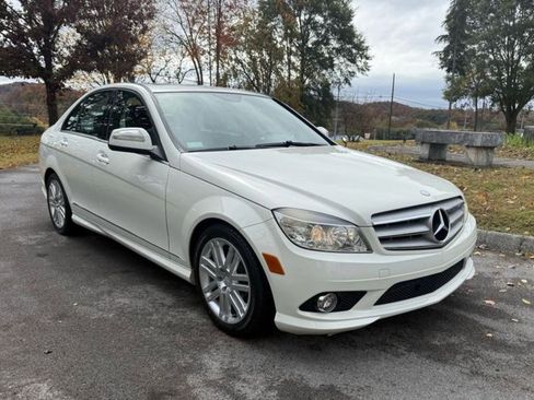Used 2008 Mercedes-Benz C 300 Sport image 3