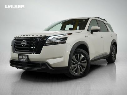 Used 2022 Nissan Pathfinder SV w/ SV Premium Package
