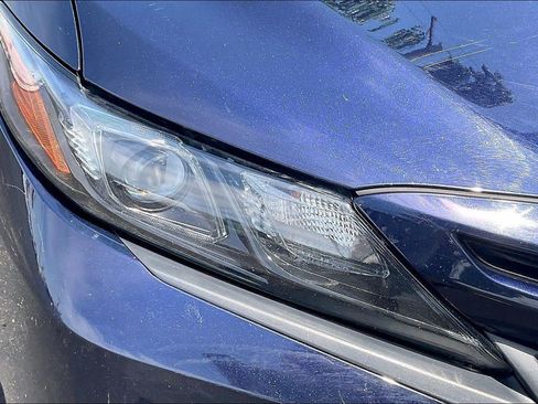 Used 2022 Toyota Camry SE FWD image 24