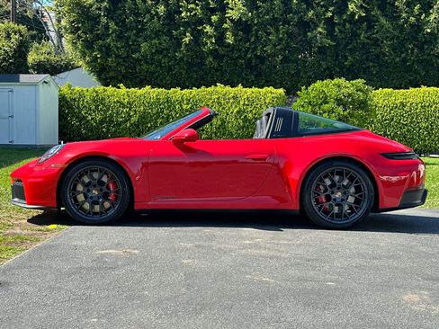 New 2026 Porsche 911 Targa 4 GTS image 2