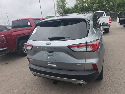 Used 2022 Ford Escape SEL w/ Technology Package FWD image 8
