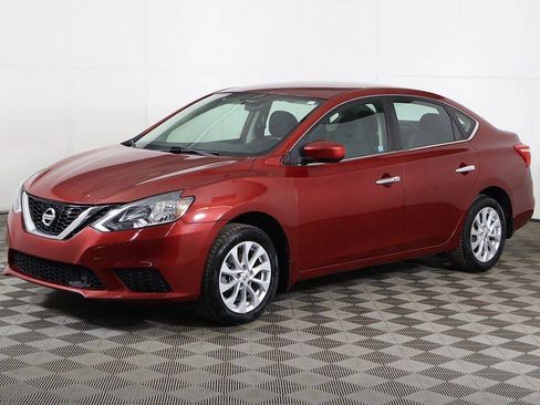 Used 2018 Nissan Sentra SV image 4