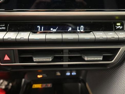 New 2026 Toyota Camry SE image 31