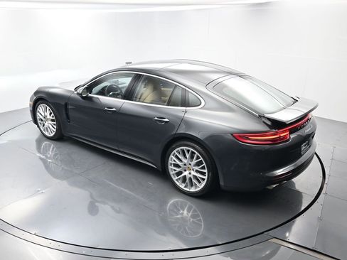 Used 2018 Porsche Panamera 4S image 34
