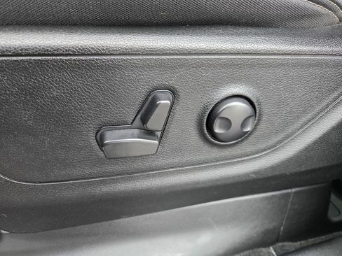 Certified 2023 RAM 1500 Big Horn image 23