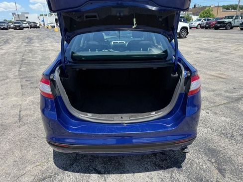 Used 2015 Ford Fusion SE FWD image 7