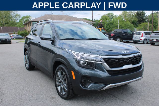 Used 2022 Kia Seltos S FWD image 2