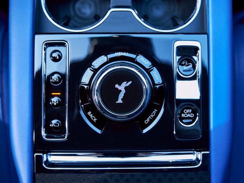 Used 2021 Rolls-Royce Cullinan Black Badge image 74